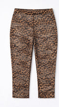 Load image into Gallery viewer, Sheer Leopard Lace Capri